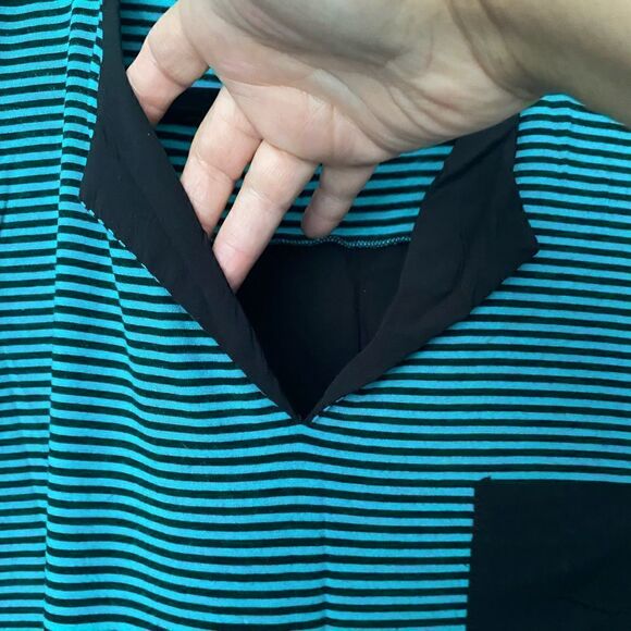 Chelsea & Theodore cap sleeve striped knit top L - Picture 2 of 7